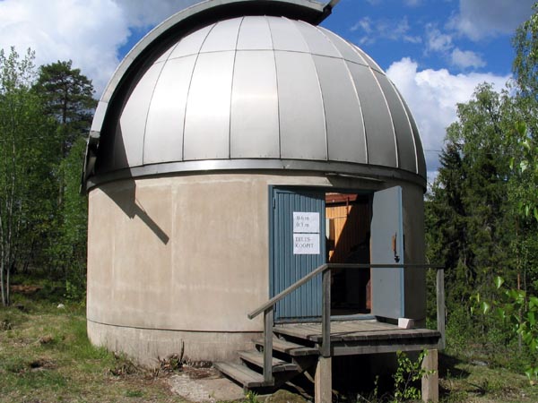 Avoimet ovet Tuorlan observatoriolla 15/5/2004