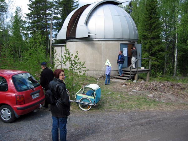 Avoimet ovet Tuorlan observatoriolla 15/5/2004