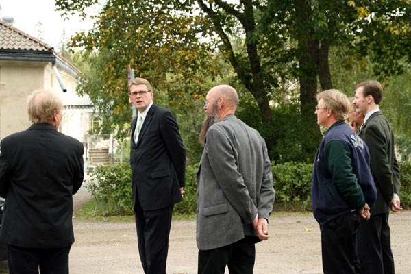 P&auml;&auml;ministeri Vanhasen vierailu Tuorlan observatoriolla 18/09/2006