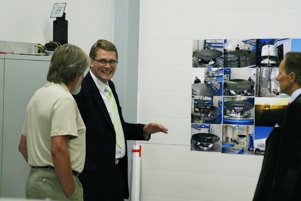P&auml;&auml;ministeri Vanhasen vierailu Tuorlan observatoriolla 18/09/2006