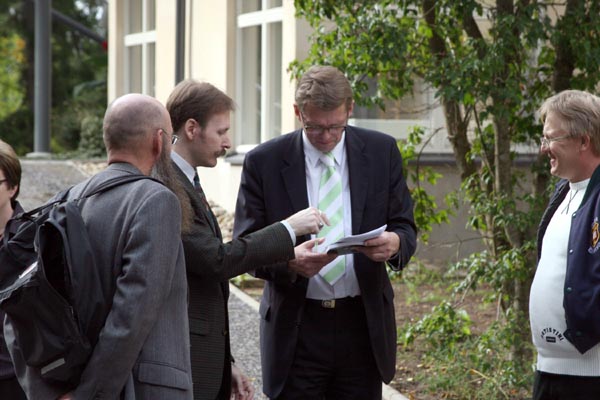 P&auml;&auml;ministeri Vanhasen vierailu Tuorlan observatoriolla 18/09/2006